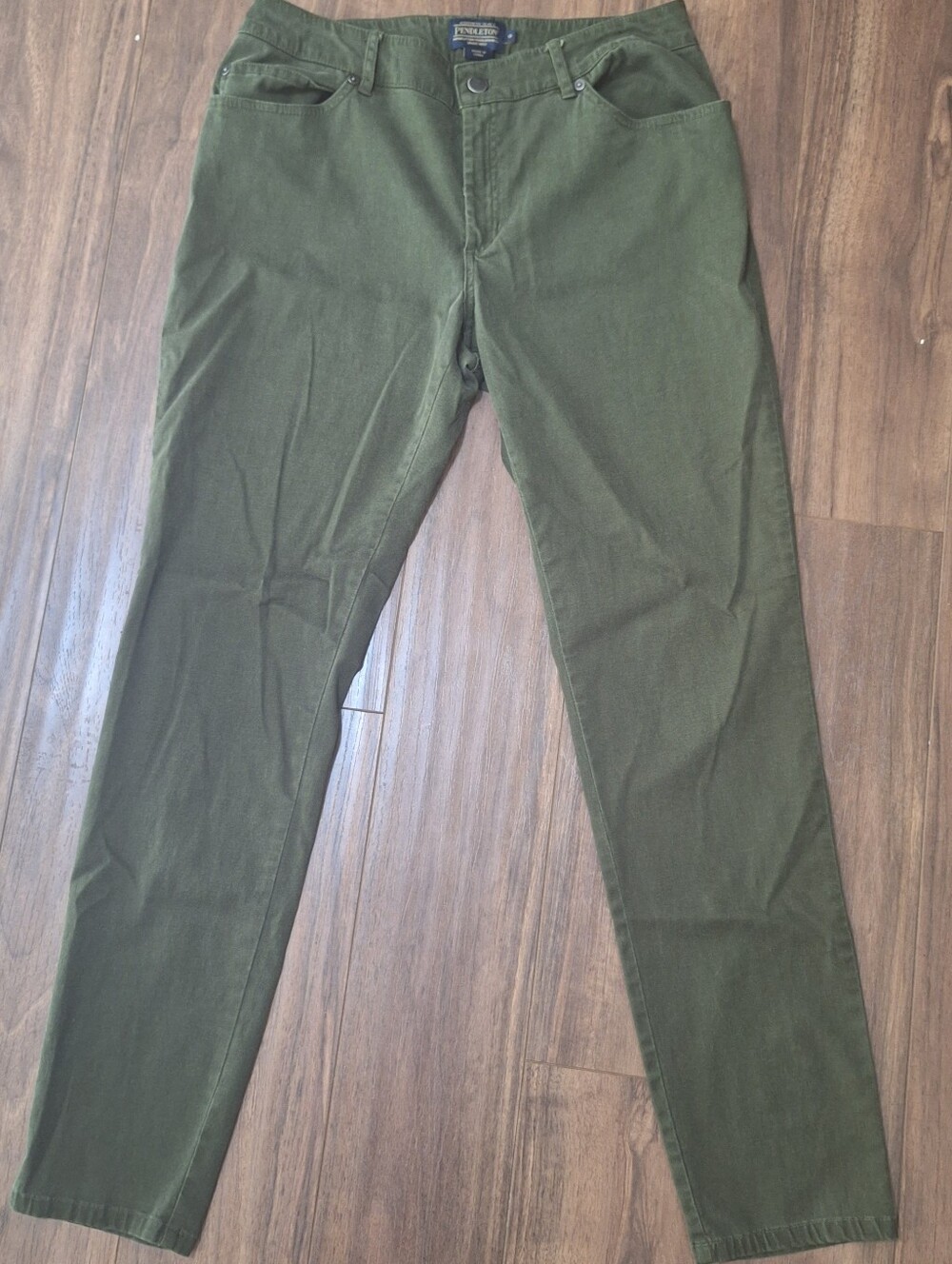 Pendleton Size 12 Women Green Straight Leg Pants with Pockets Chino Khaki Pant